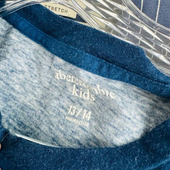 Abercrombie And Fitch T Shirt And Button Up Bundle Of 3 Kids Size L - Picture 5 of 7